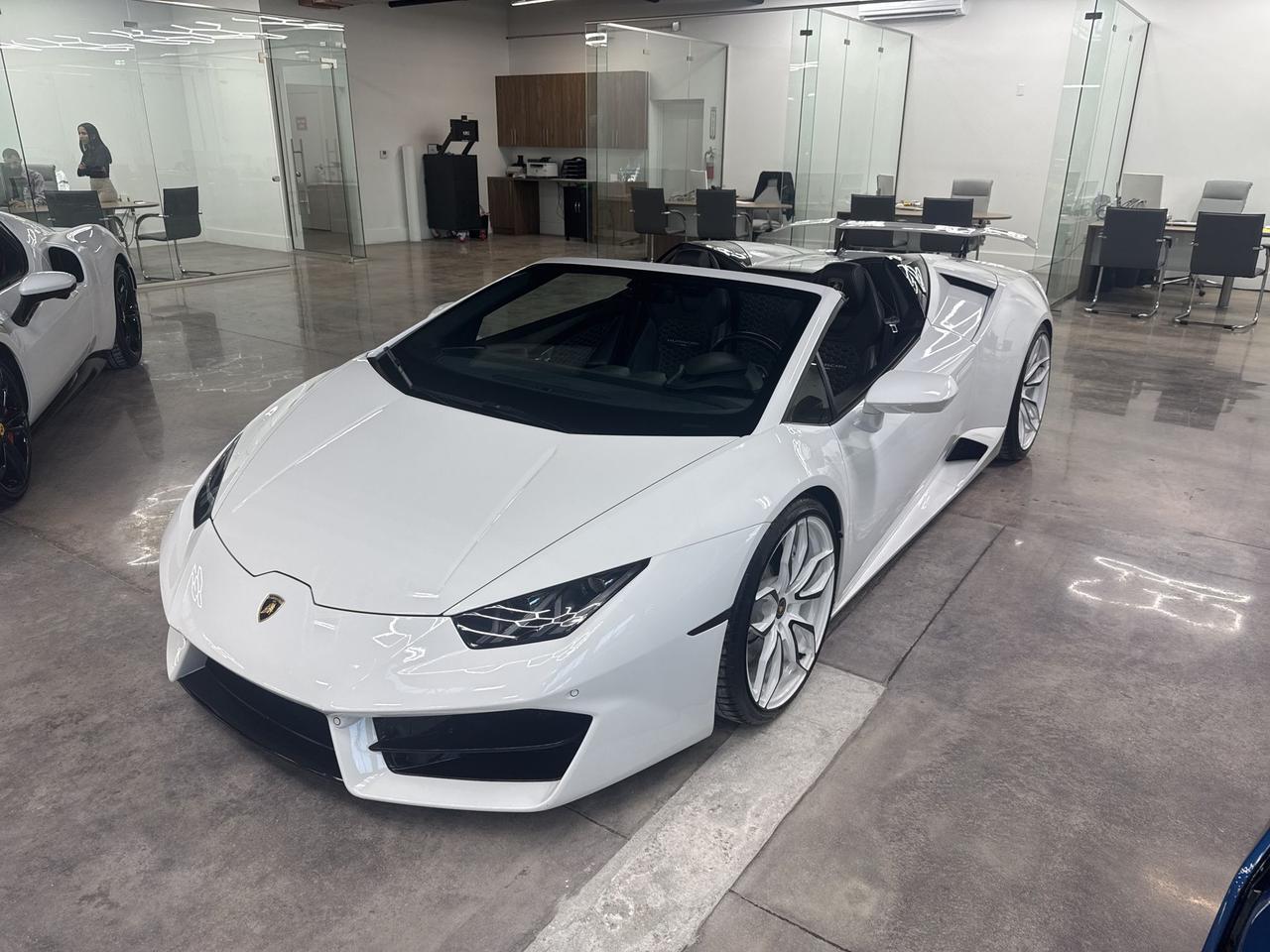 2019 Lamborghini Huracan LP580-2S