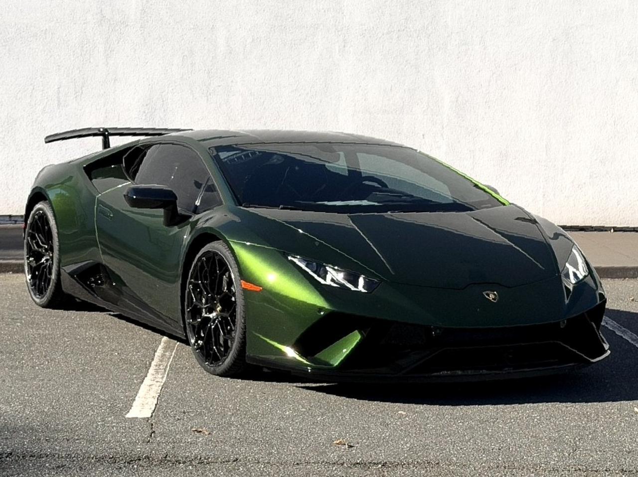 2019 Lamborghini Huracan Performante