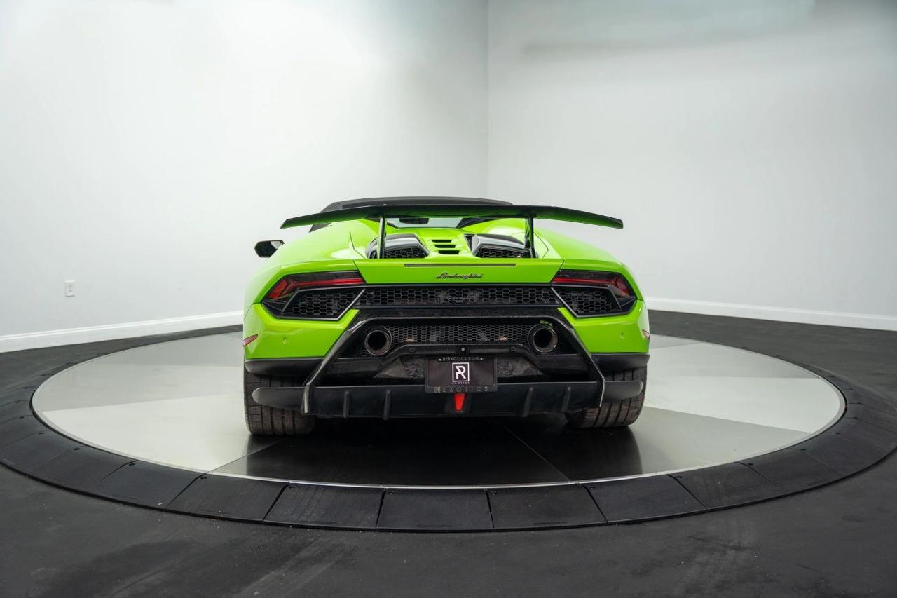 2019 Lamborghini Huracan Performante Convertible 2D St. Louis MO