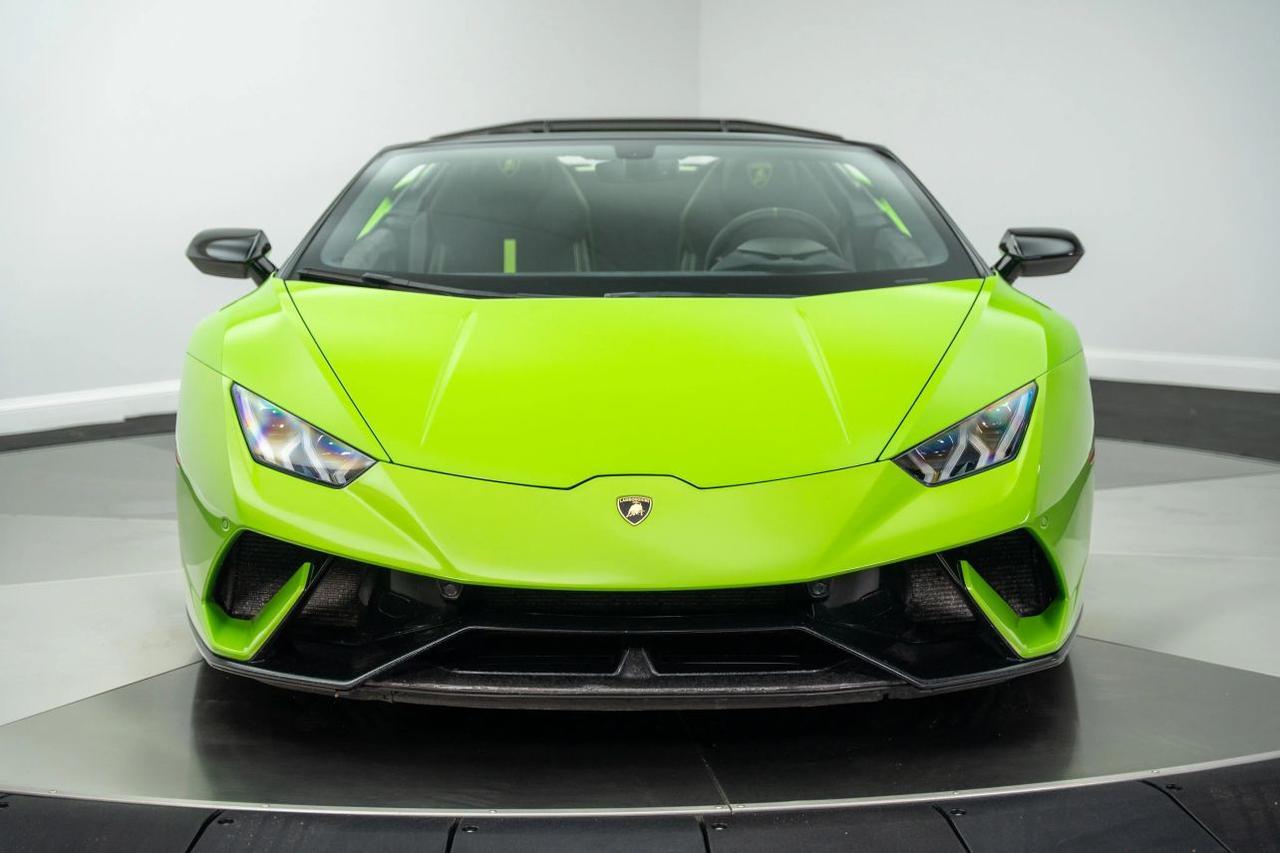 2019 Lamborghini Huracan Performante Convertible 2D St. Louis MO