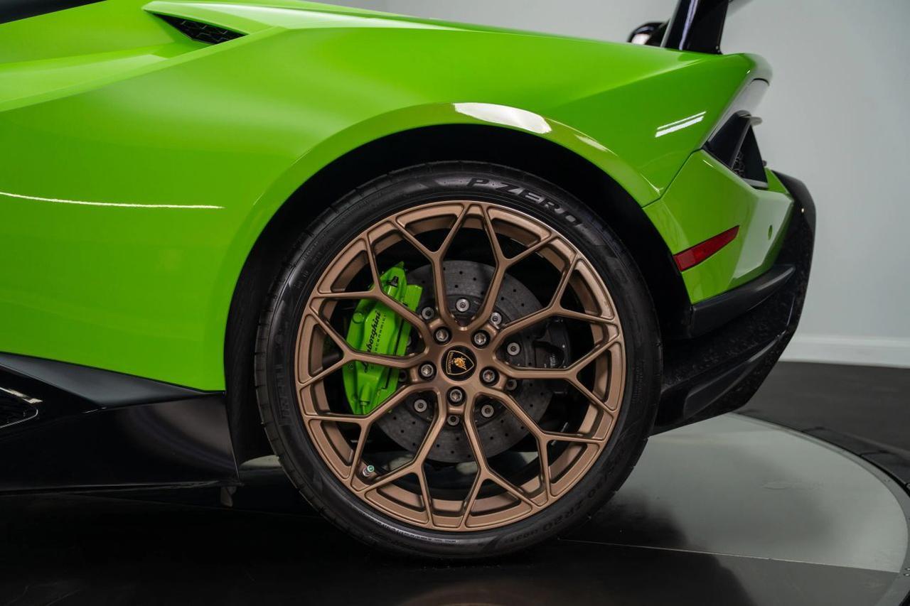 2019 Lamborghini Huracan Performante Convertible 2D St. Louis MO