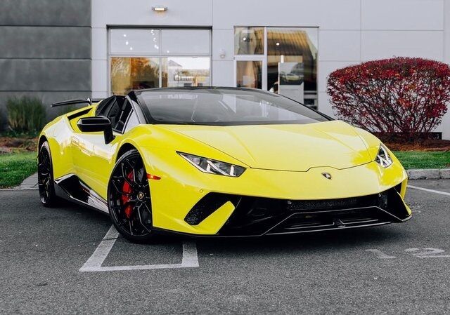 2019 Lamborghini Huracan Performante