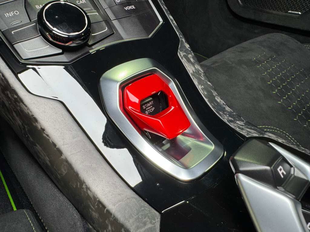 2019 Lamborghini Huracan Performante Spyder Grigio Lynx paint, Sensonum audio, forged carbon galore AND MORE!!! Fort Lauderdale FL