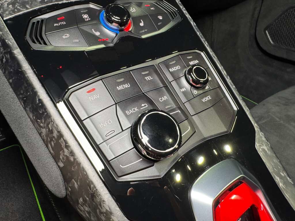 2019 Lamborghini Huracan Performante Spyder Grigio Lynx paint, Sensonum audio, forged carbon galore AND MORE!!! Fort Lauderdale FL