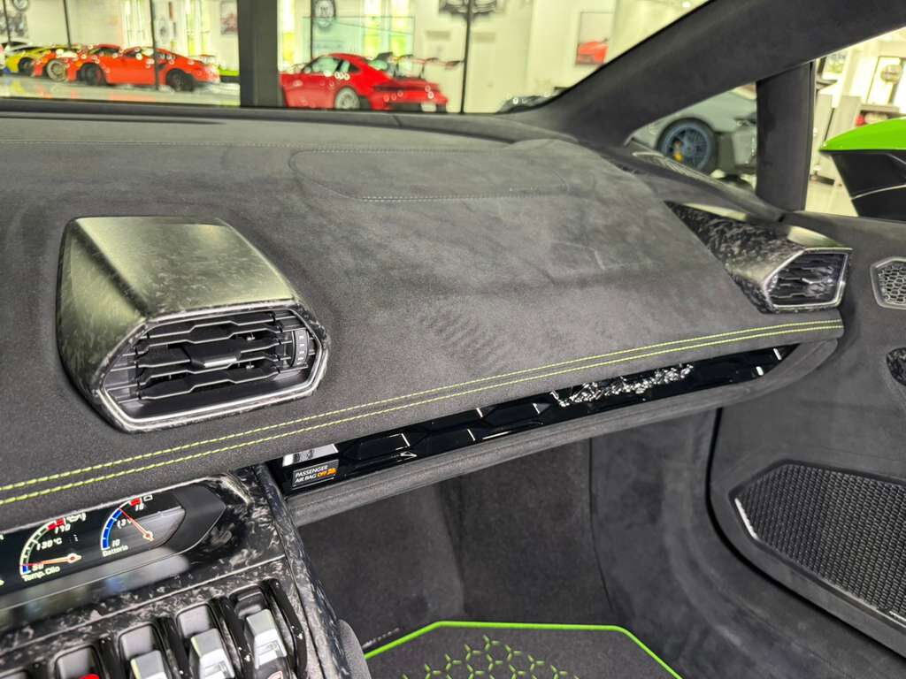 2019 Lamborghini Huracan Performante Spyder Grigio Lynx paint, Sensonum audio, forged carbon galore AND MORE!!! Fort Lauderdale FL