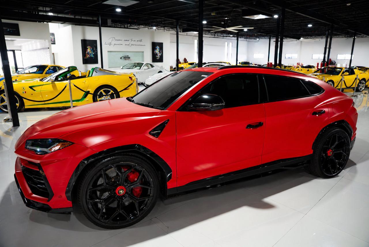 2019 Lamborghini Urus