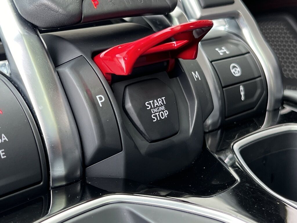 2019 Lamborghini Urus photo 33