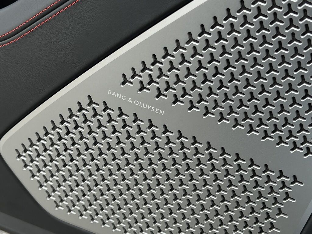 2019 Lamborghini Urus photo 36