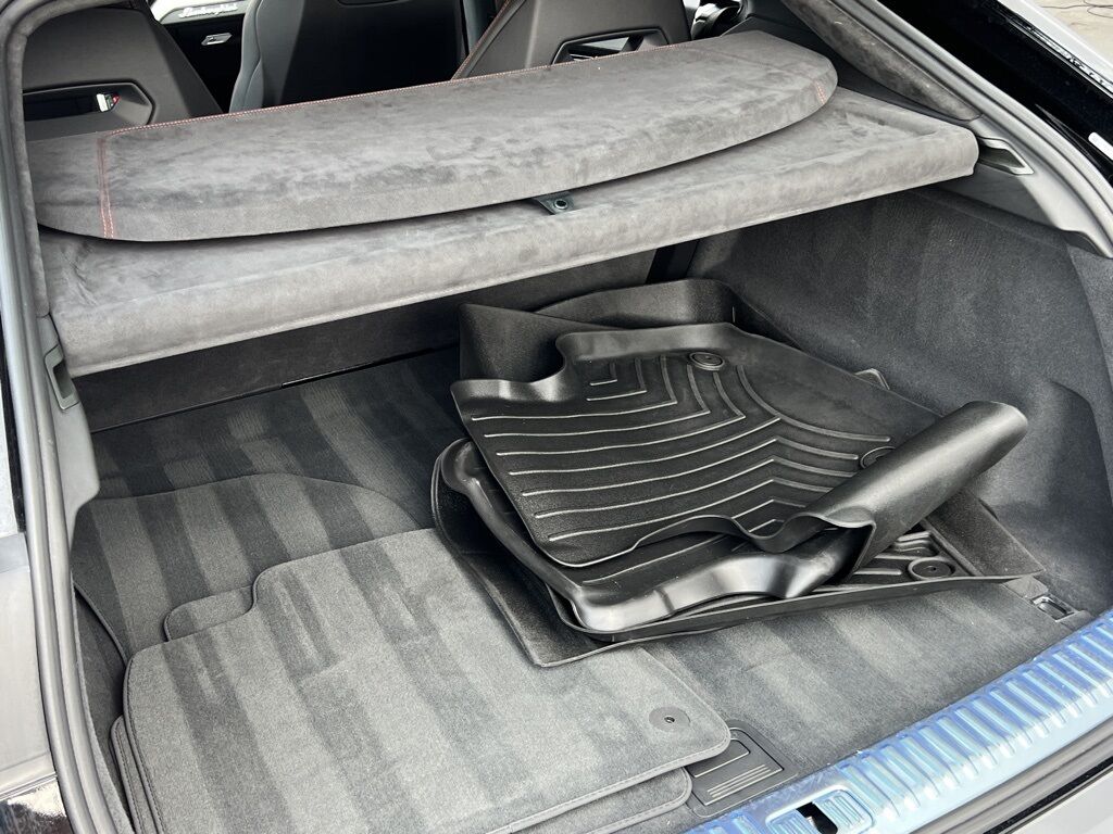 2019 Lamborghini Urus photo 20