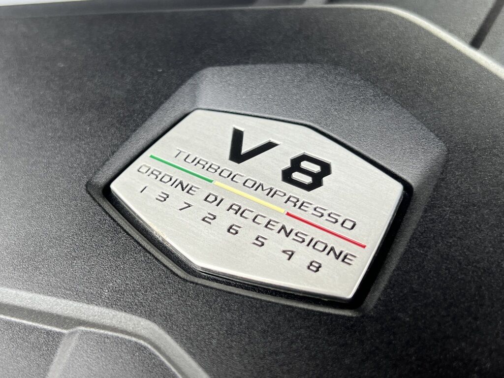 2019 Lamborghini Urus photo 41