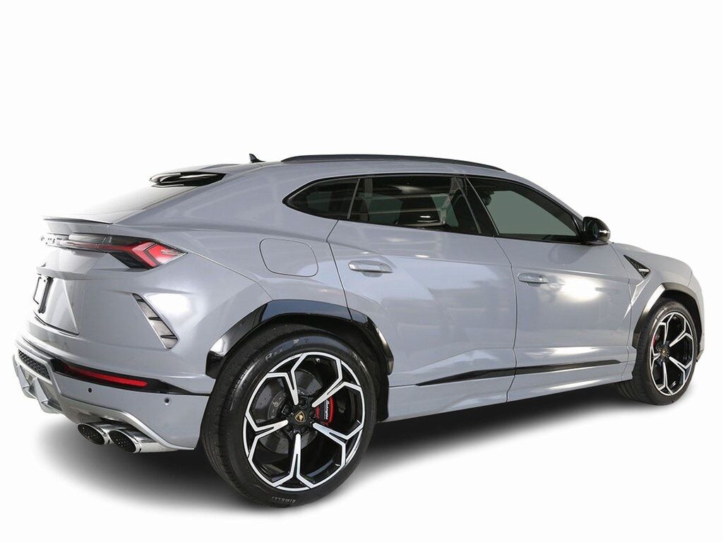 2019 Lamborghini Urus photo 9