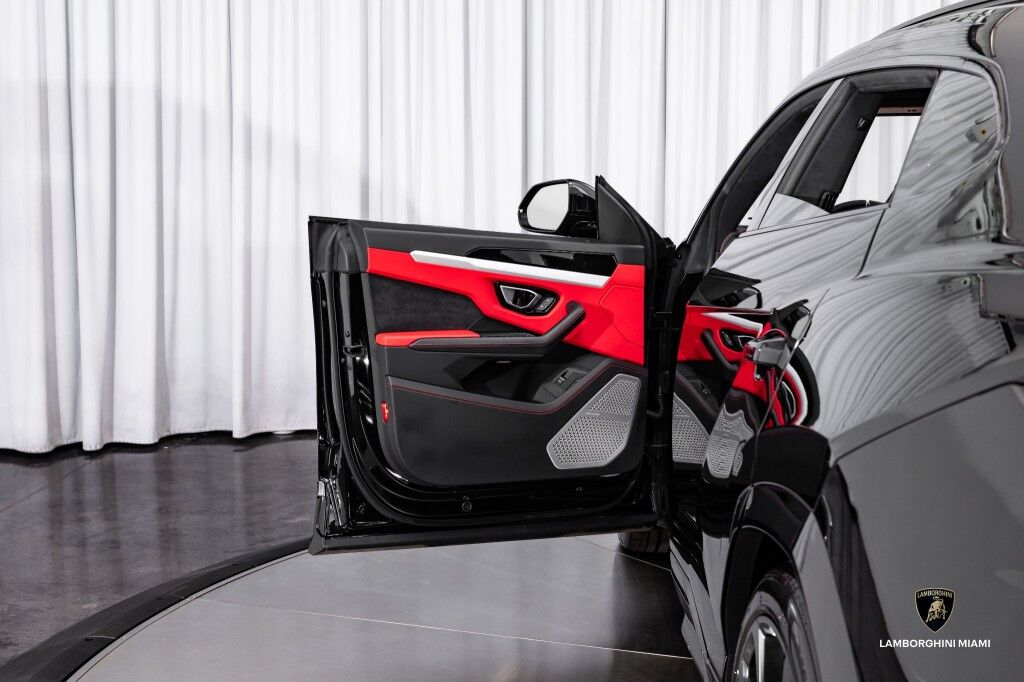 2019 Lamborghini Urus North Miami Beach FL