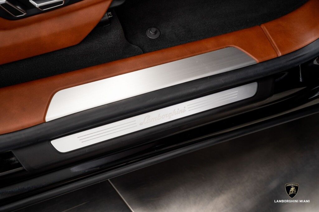 2019 Lamborghini Urus North Miami Beach FL