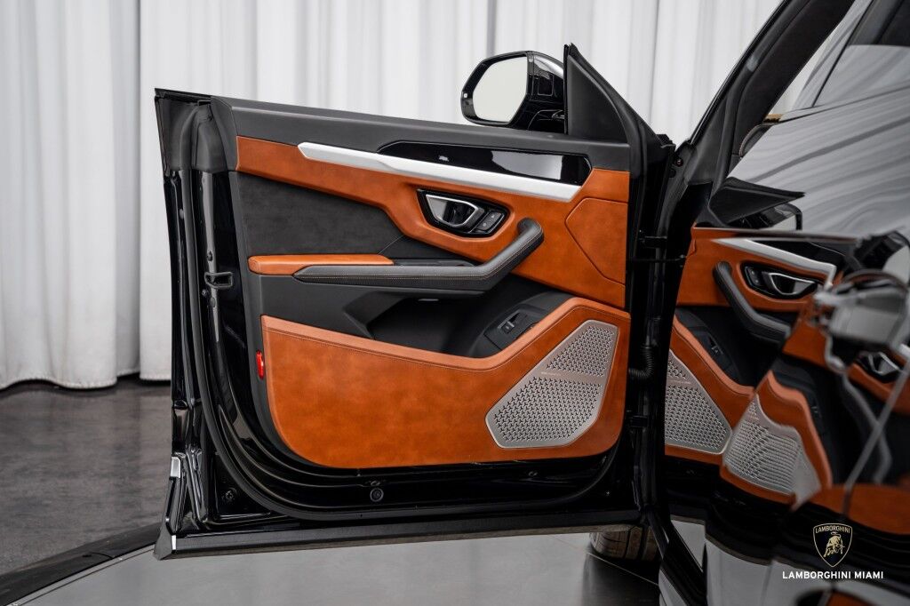 2019 Lamborghini Urus North Miami Beach FL