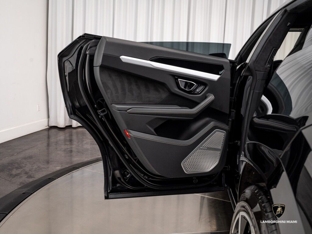 2019 Lamborghini Urus North Miami Beach FL