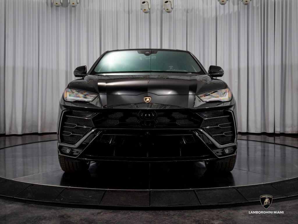 2019 Lamborghini Urus