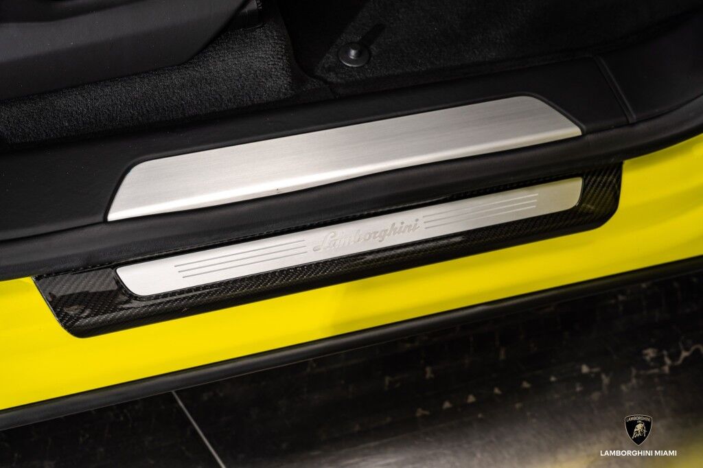 2019 Lamborghini Urus North Miami Beach FL