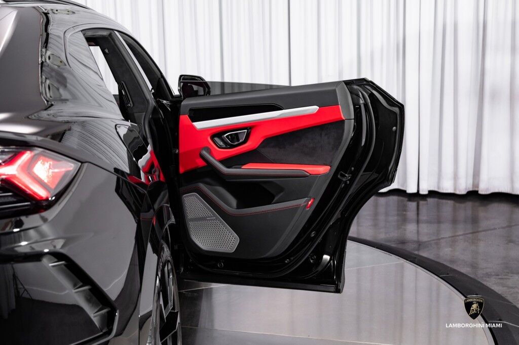 2019 Lamborghini Urus North Miami Beach FL