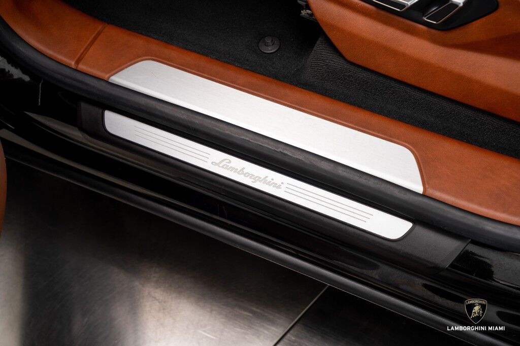 2019 Lamborghini Urus North Miami Beach FL