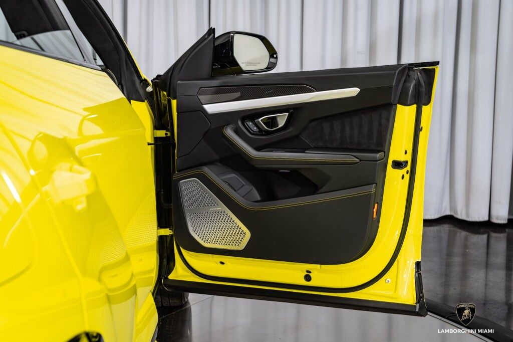 2019 Lamborghini Urus North Miami Beach FL