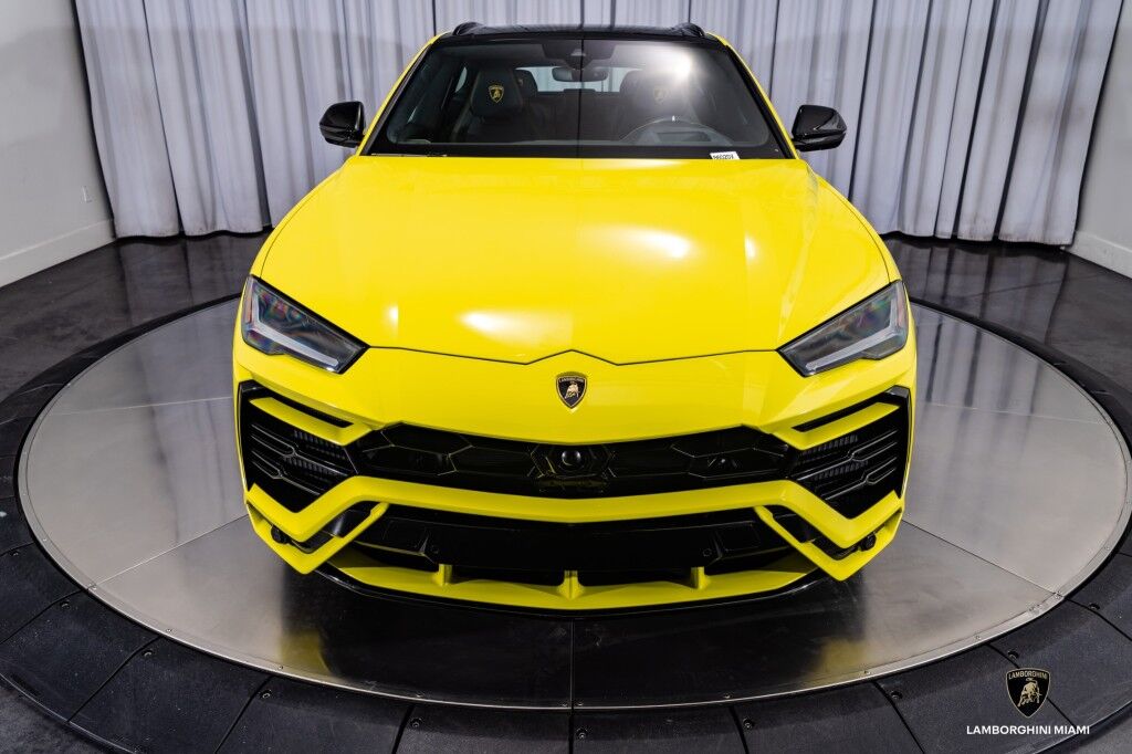 2019 Lamborghini Urus