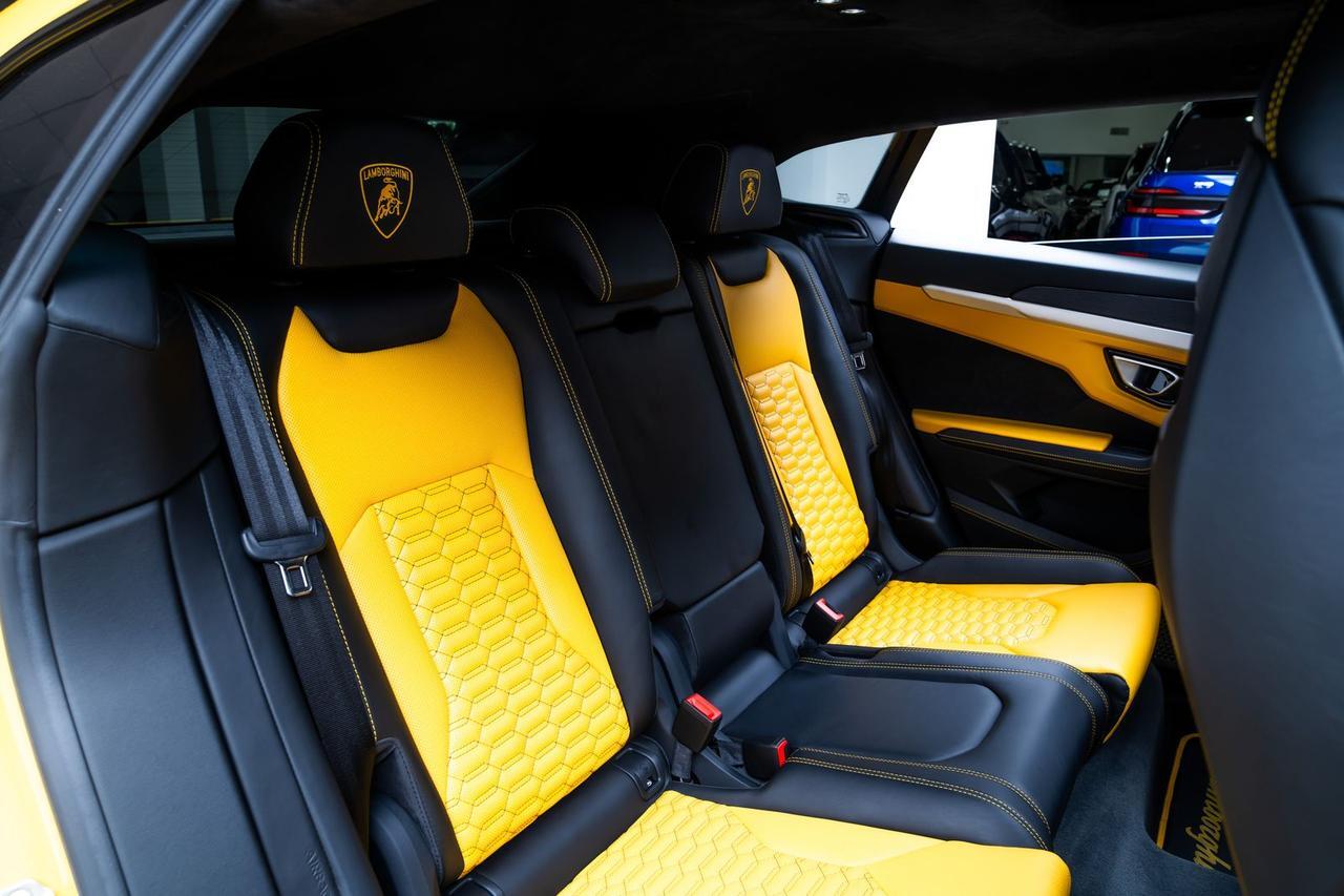 2019 Lamborghini Urus 1 Owner Vented Seats Bang &amp; Olufsen Audio Portland OR