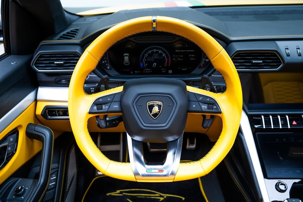 2019 Lamborghini Urus 1 Owner Vented Seats Bang &amp; Olufsen Audio Portland OR