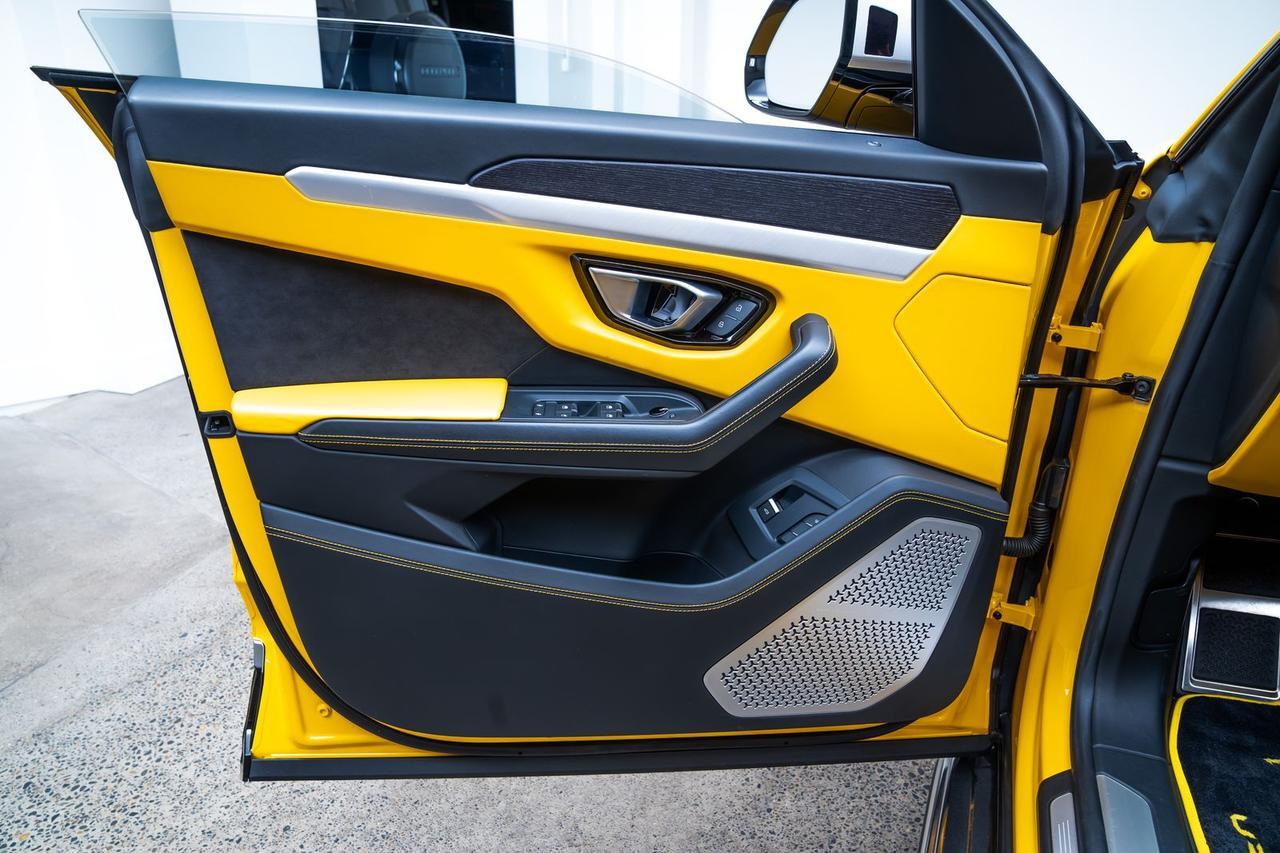 2019 Lamborghini Urus 1 Owner Vented Seats Bang &amp; Olufsen Audio Portland OR