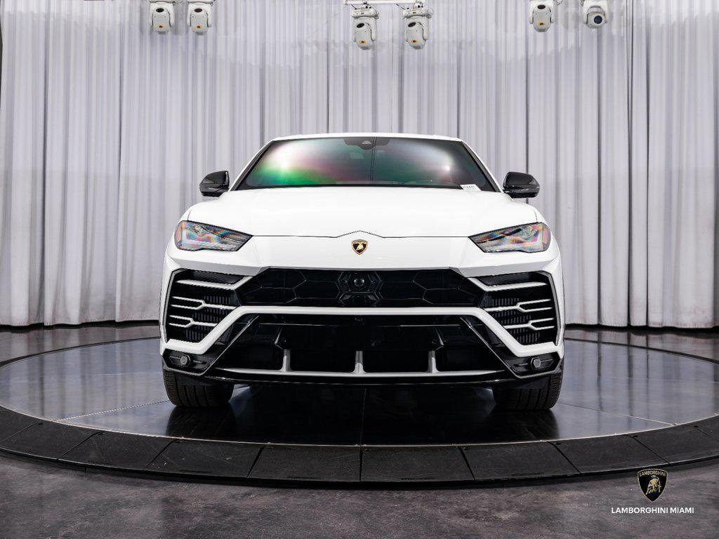 2019 Lamborghini Urus AWD