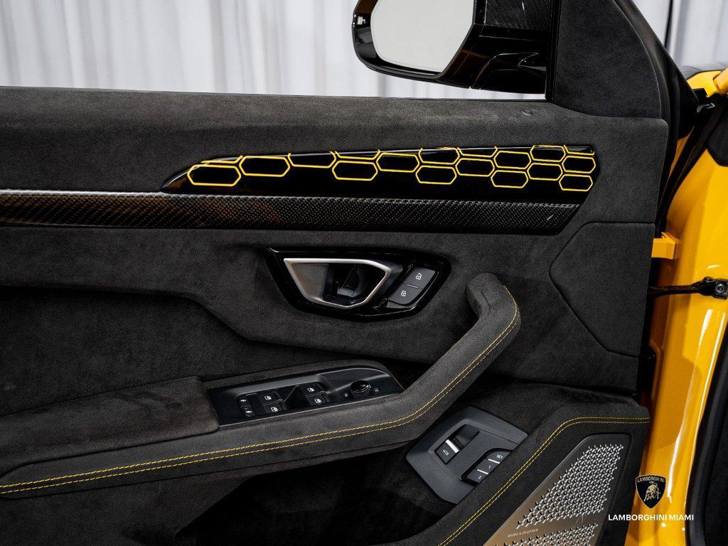2019 Lamborghini Urus AWD North Miami Beach FL
