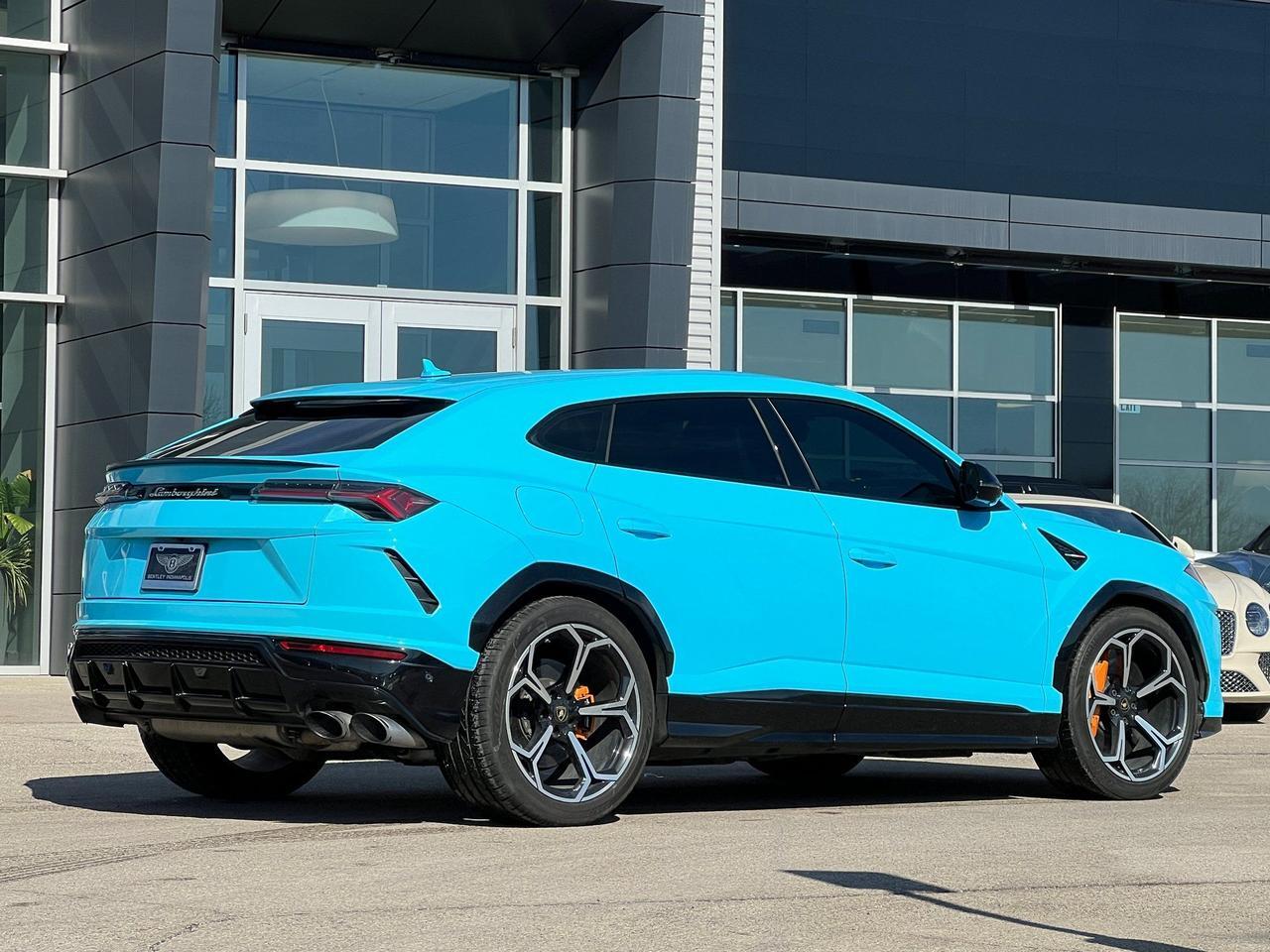 2019 Lamborghini Urus Base