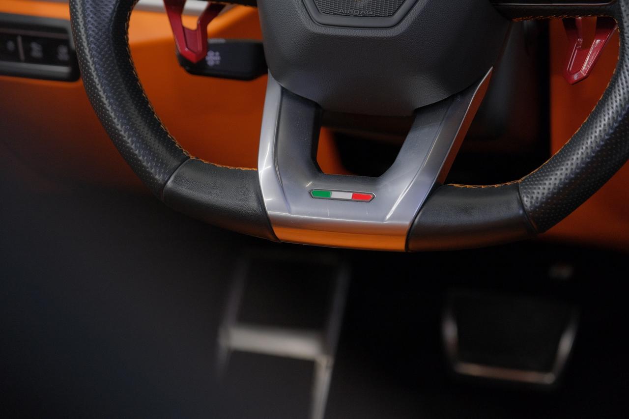 2019 Lamborghini Urus Base Miami FL