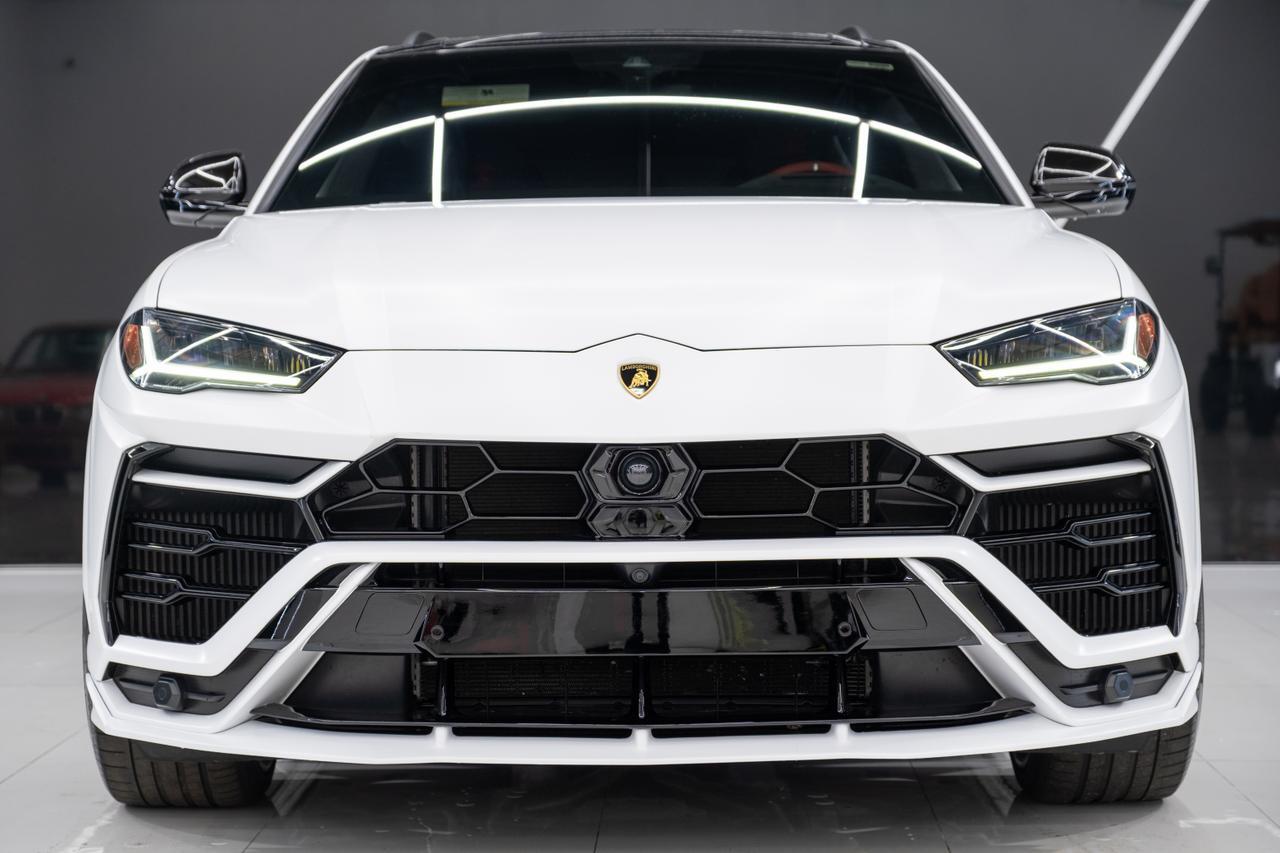 2019 Lamborghini Urus Base