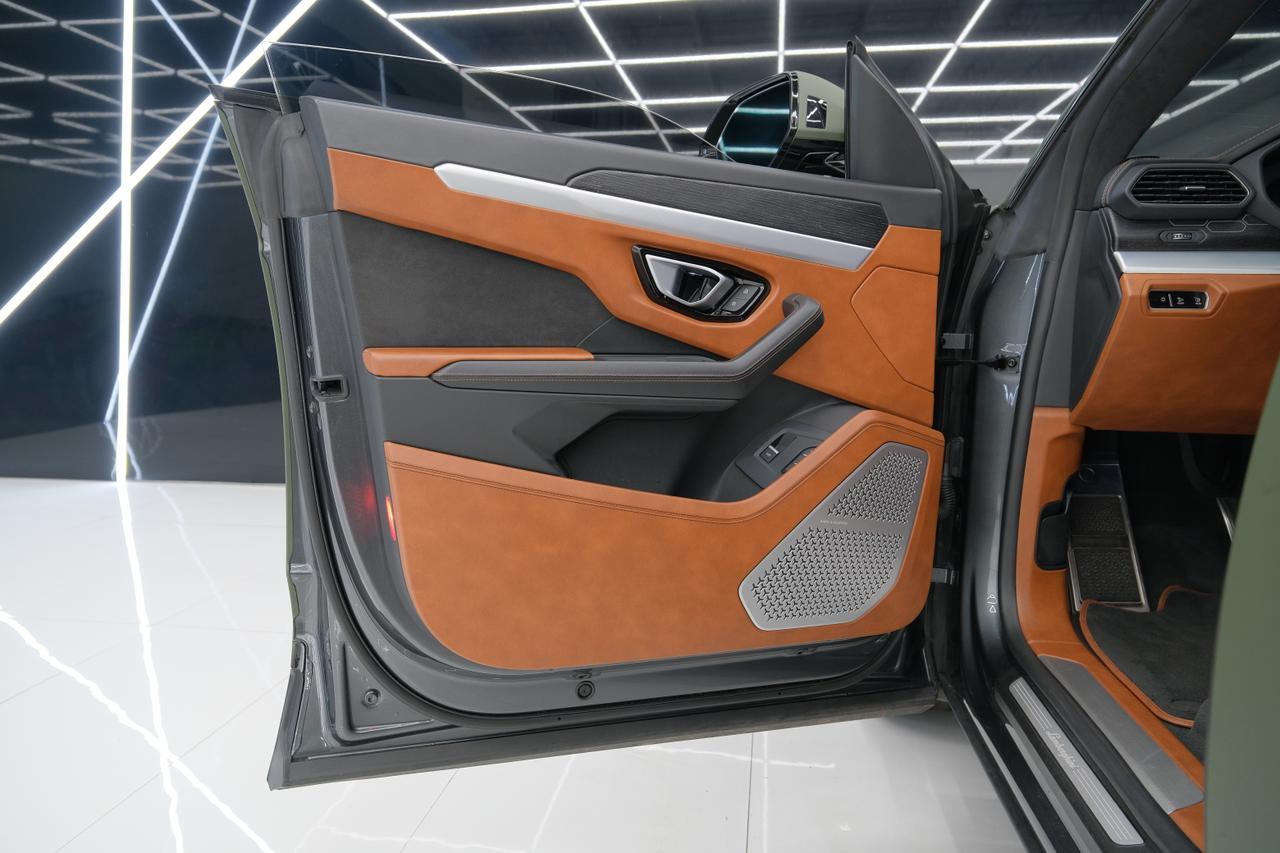 2019 Lamborghini Urus Base Miami FL