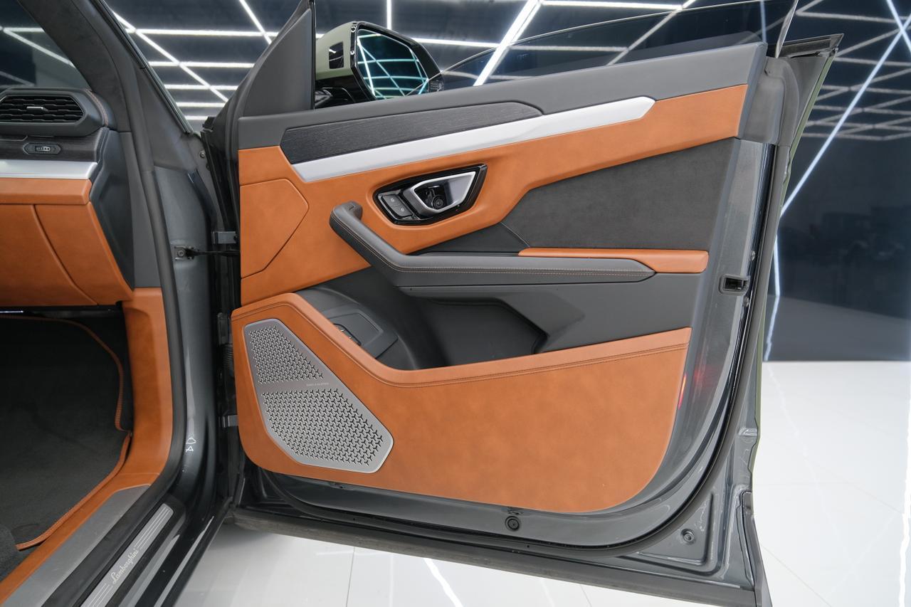 2019 Lamborghini Urus Base Miami FL