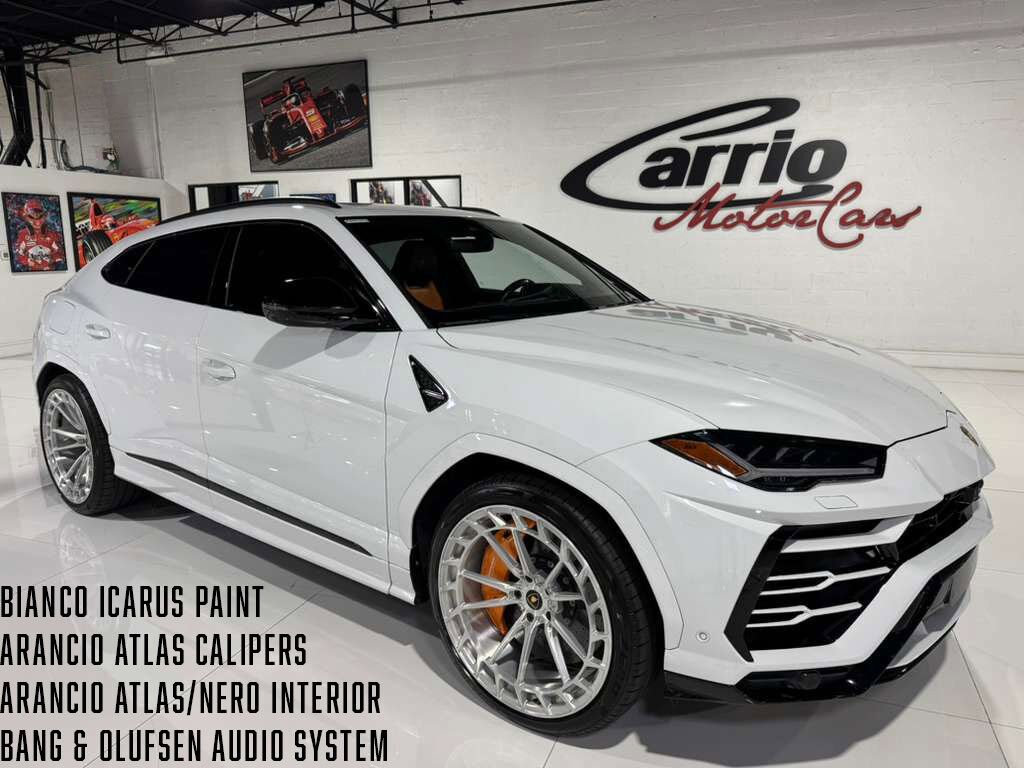 2019 Lamborghini Urus Bianco Icarus paint, Arancio Atlas interior/calipers, Bang & Olufsen audio system AND MUCH MORE!!! Fort Lauderdale FL