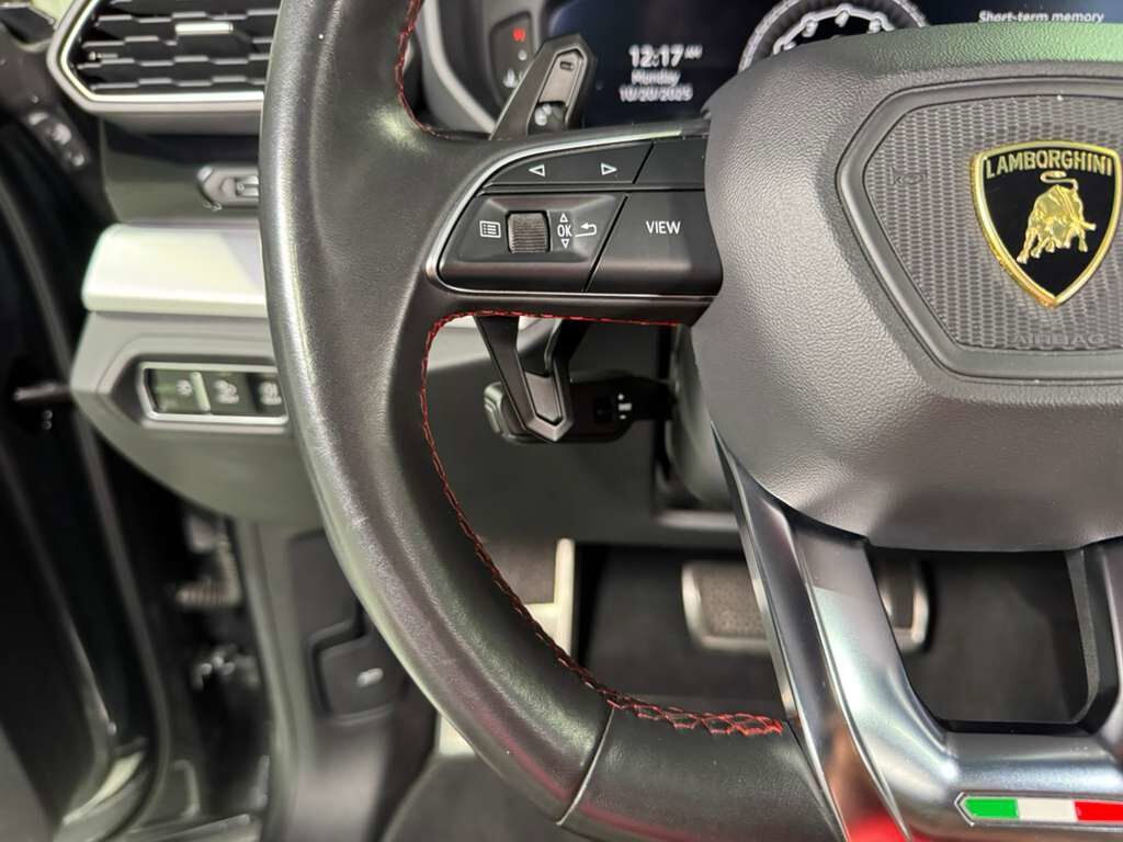 2019 Lamborghini Urus Grigio Lynx paint, pano roof, 360 camera, Bang & Olufsen audio system AND MUCH MORE!!! Fort Lauderdale FL