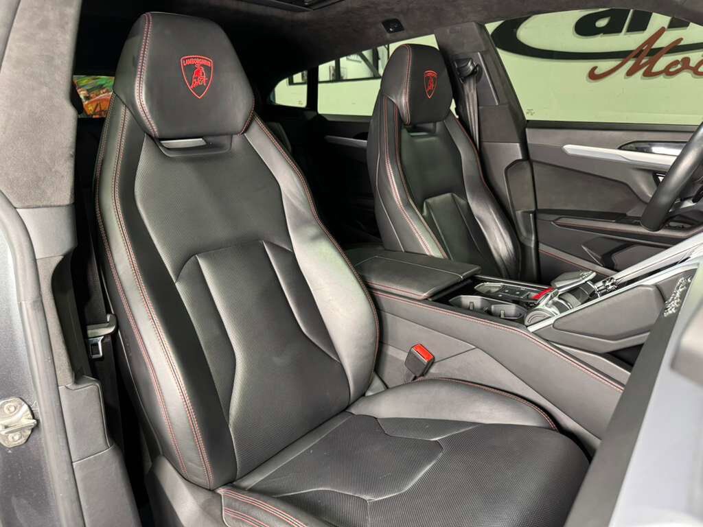 2019 Lamborghini Urus Grigio Lynx paint, pano roof, 360 camera, Bang & Olufsen audio system AND MUCH MORE!!! Fort Lauderdale FL