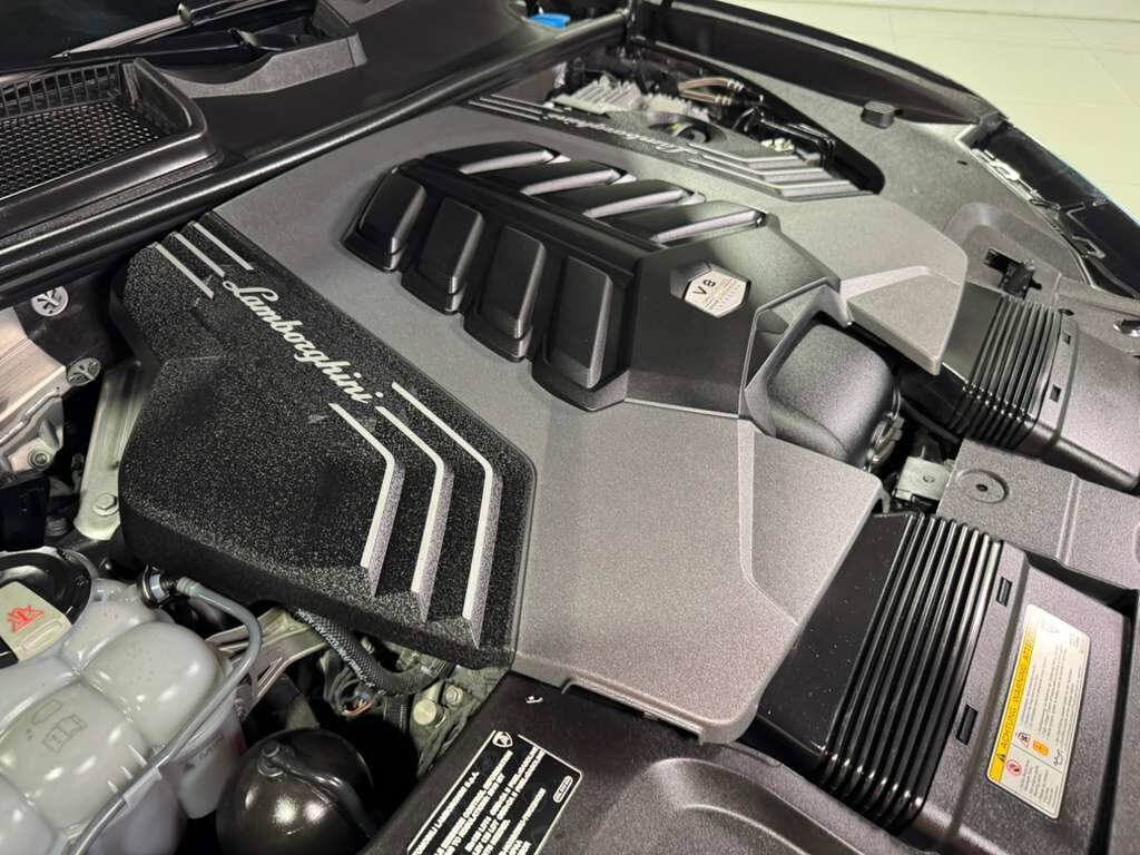 2019 Lamborghini Urus Grigio Lynx paint, pano roof, 360 camera, Bang & Olufsen audio system AND MUCH MORE!!! Fort Lauderdale FL