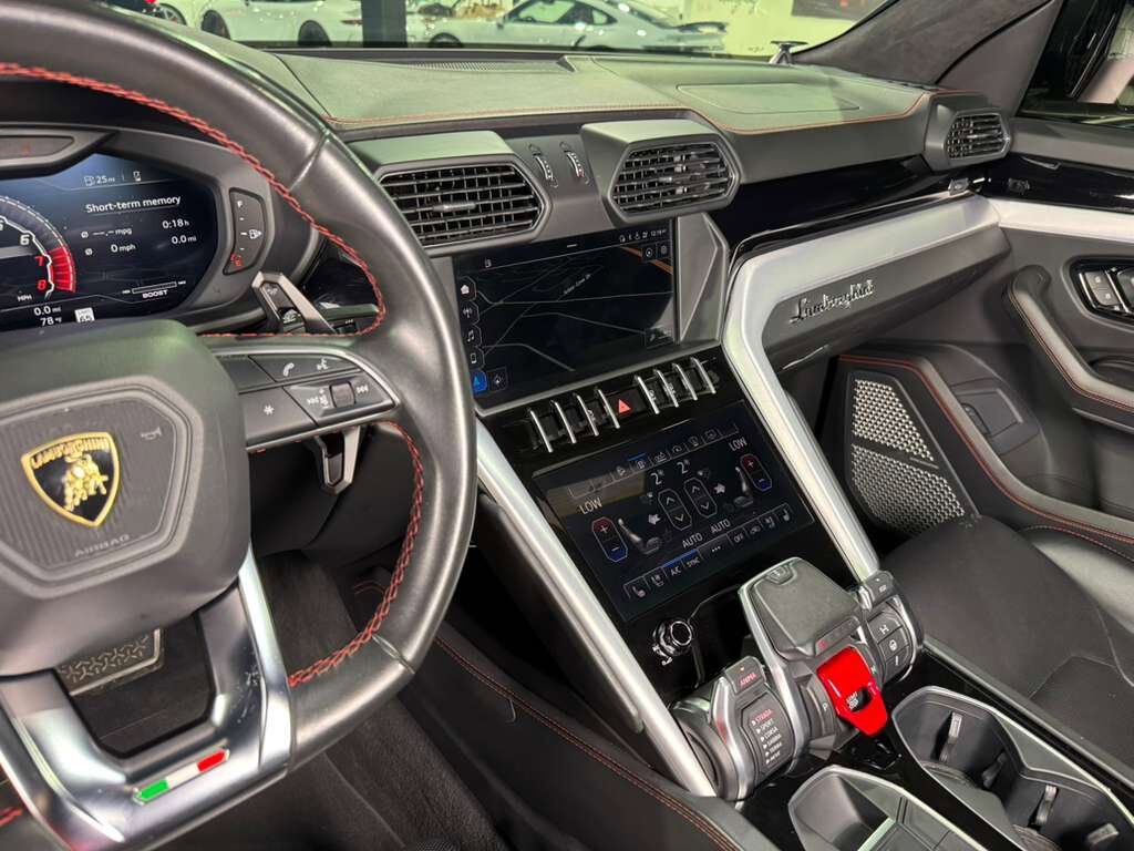 2019 Lamborghini Urus Grigio Lynx paint, pano roof, 360 camera, Bang & Olufsen audio system AND MUCH MORE!!! Fort Lauderdale FL