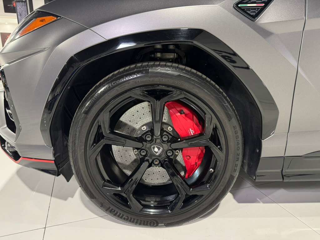 2019 Lamborghini Urus panoramic roof, Rosso Mars calipers/interior, Bang & Olufsen audio system AND MUCH MORE!! Fort Lauderdale FL