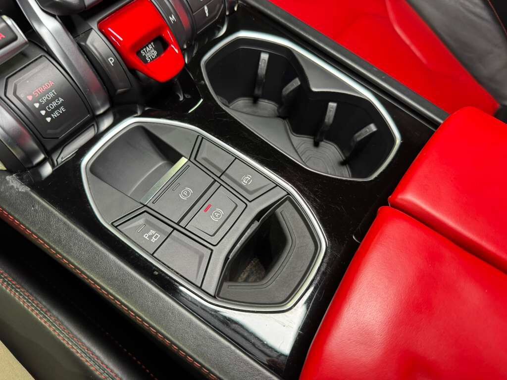 2019 Lamborghini Urus panoramic roof, Rosso Mars calipers/interior, Bang & Olufsen audio system AND MUCH MORE!! Fort Lauderdale FL