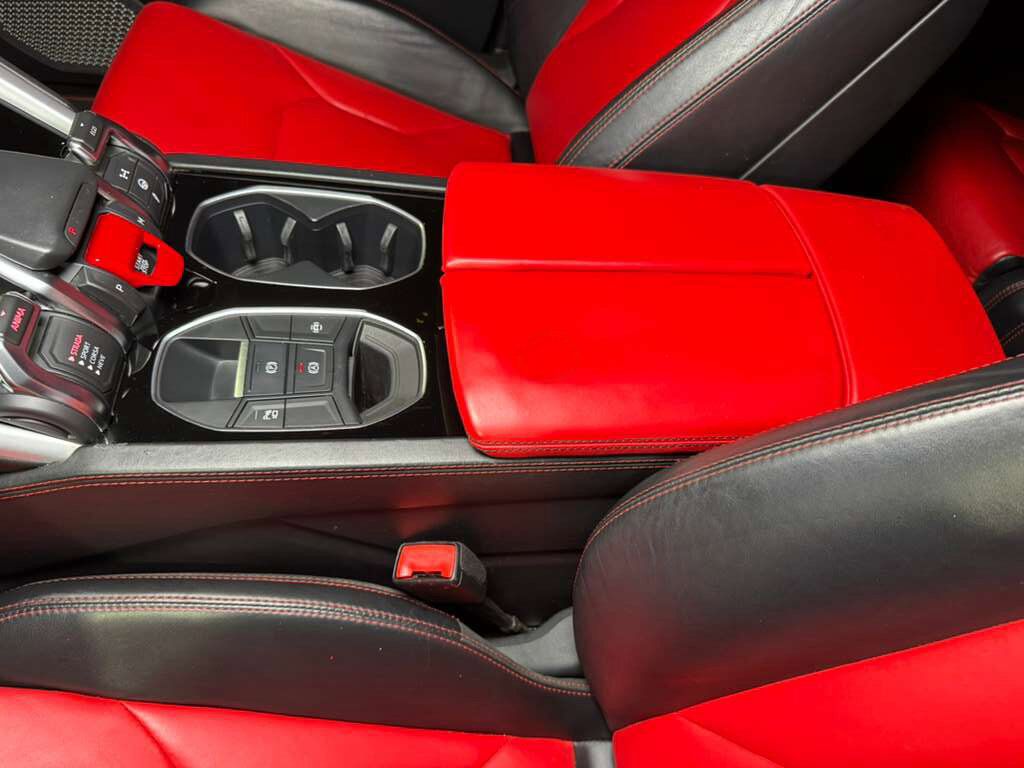 2019 Lamborghini Urus panoramic roof, Rosso Mars calipers/interior, Bang & Olufsen audio system AND MUCH MORE!! Fort Lauderdale FL