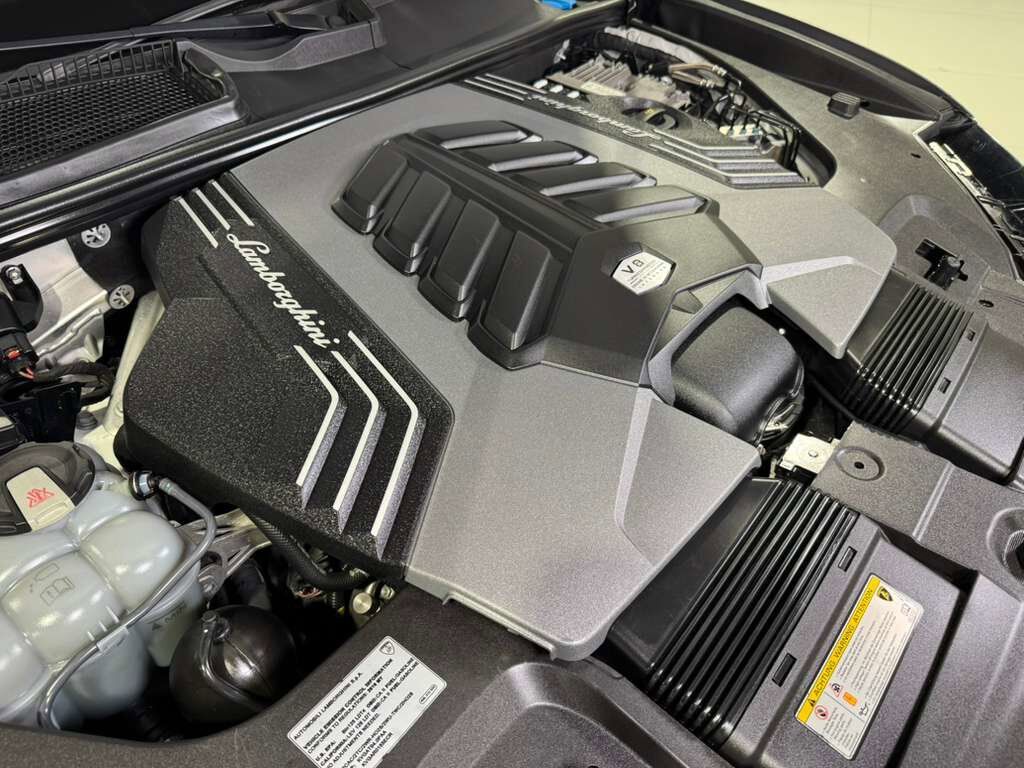 2019 Lamborghini Urus panoramic roof, Rosso Mars calipers/interior, Bang & Olufsen audio system AND MUCH MORE!! Fort Lauderdale FL