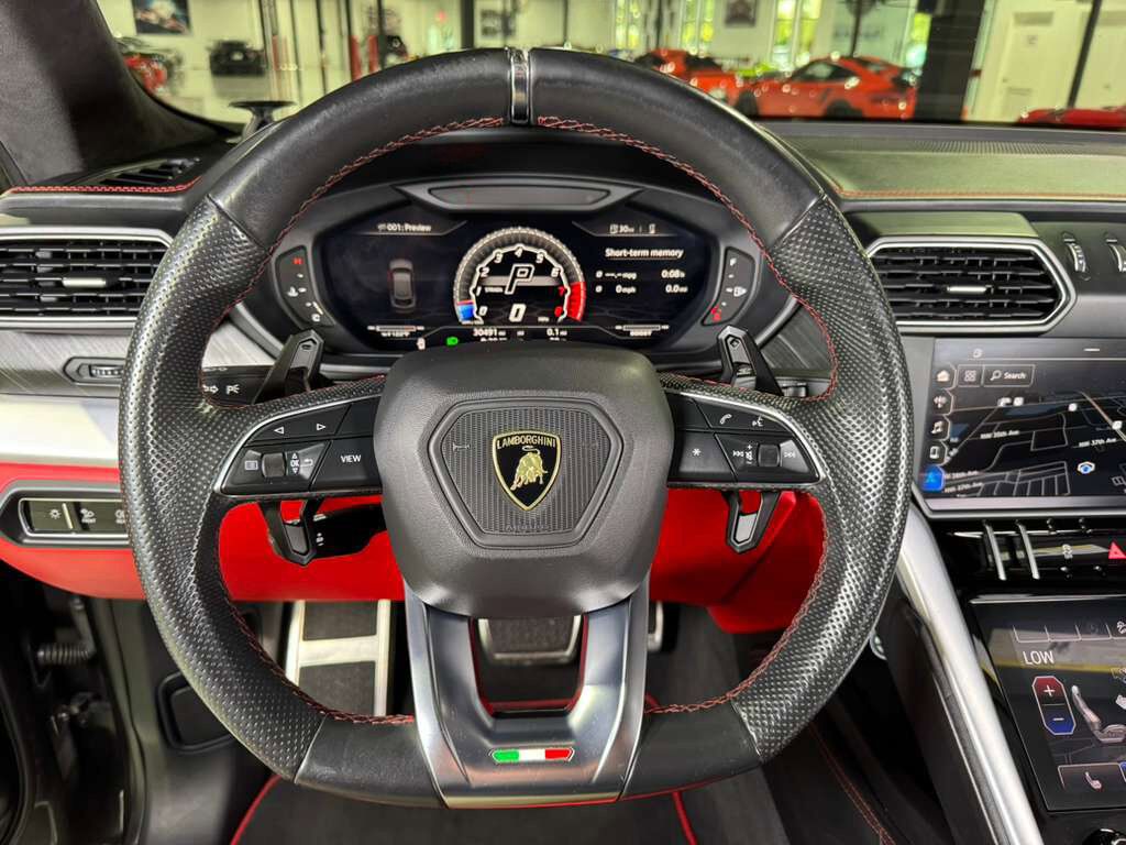 2019 Lamborghini Urus panoramic roof, Rosso Mars calipers/interior, Bang & Olufsen audio system AND MUCH MORE!! Fort Lauderdale FL