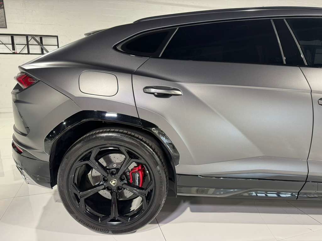 2019 Lamborghini Urus panoramic roof, Rosso Mars calipers/interior, Bang & Olufsen audio system AND MUCH MORE!! Fort Lauderdale FL