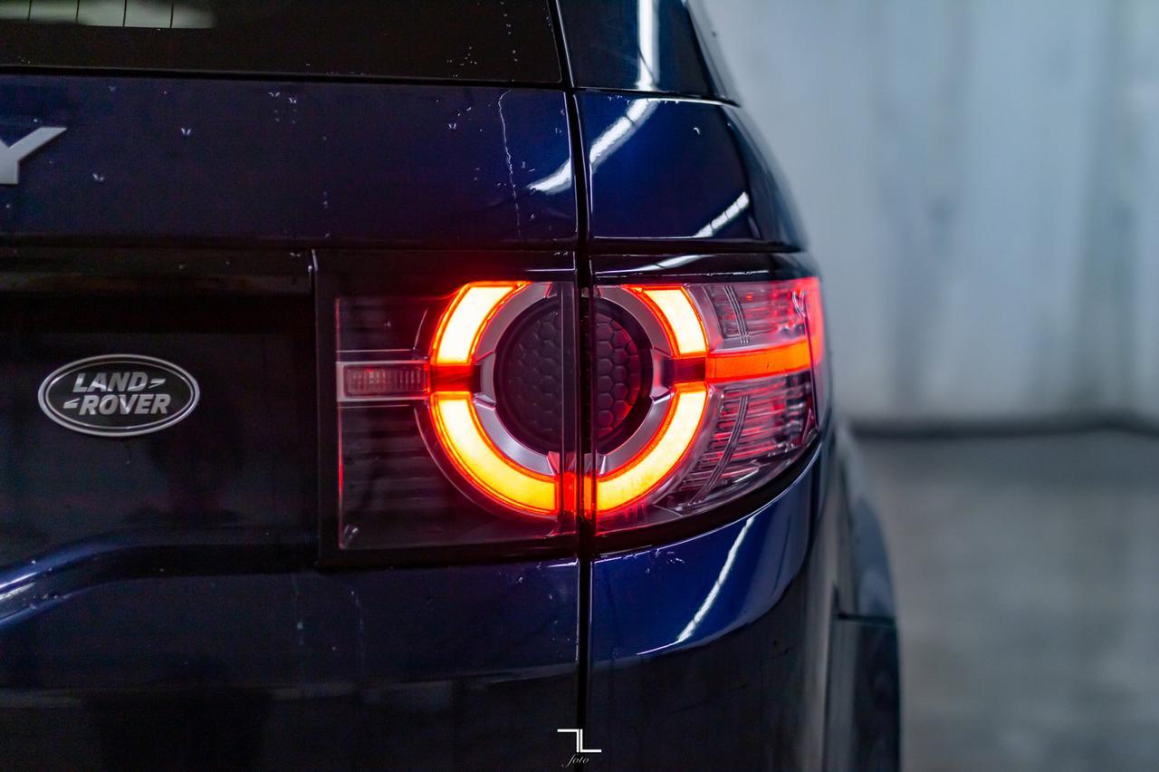 2019 Land Rover Discovery AWD HSE Sport Leather Roof Nav BCam Red Deer AB