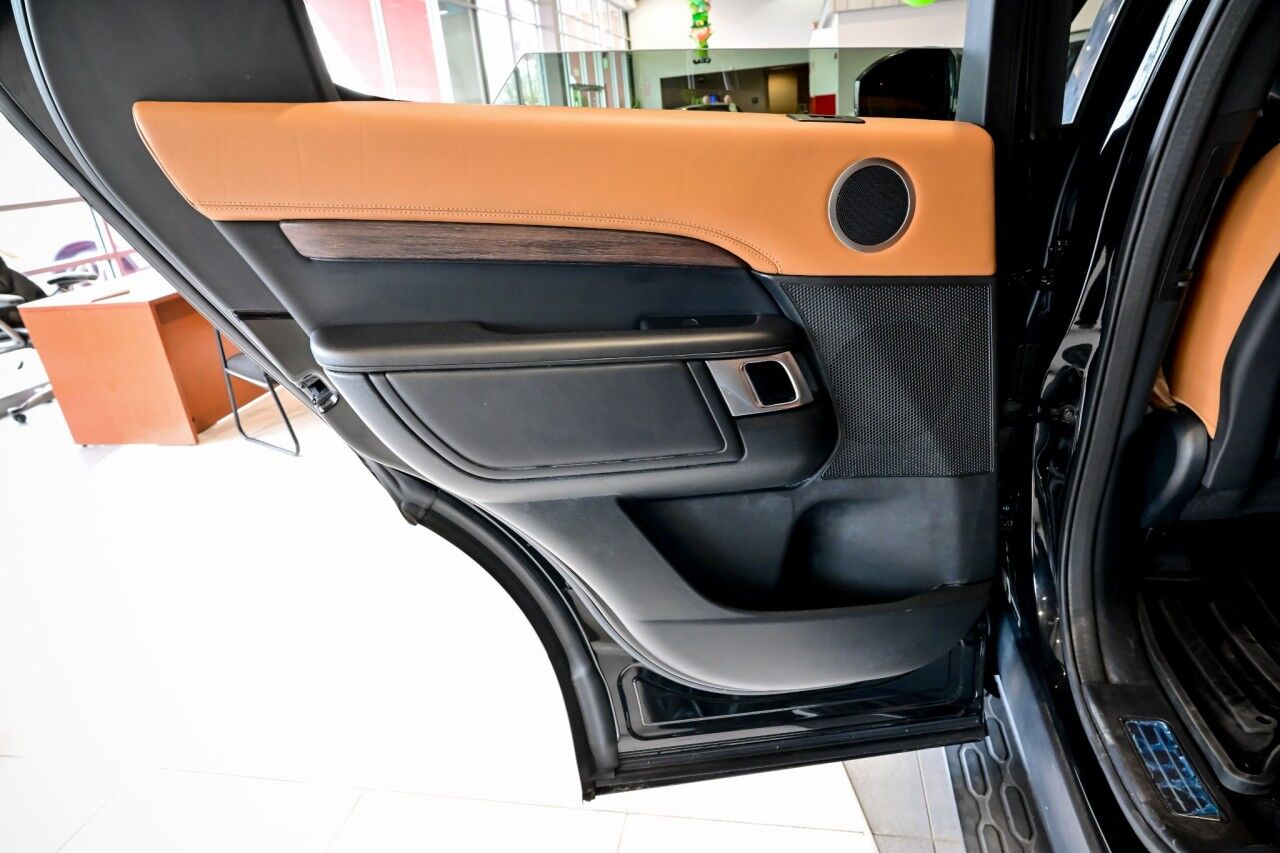 2019 Land Rover Discovery HSE Luxury, 20'' Wheels, CarPlay Springfield NJ