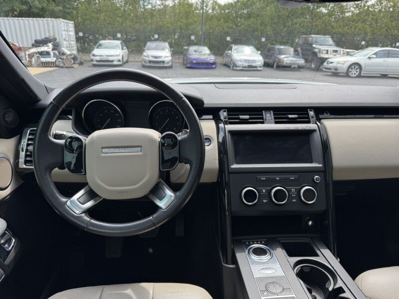 2019 Land Rover Discovery SE Willow Grove PA