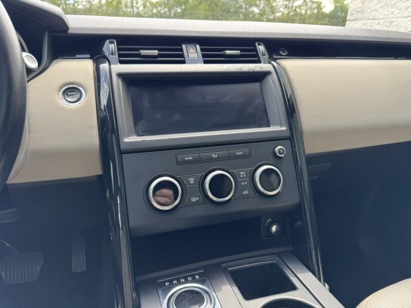 2019 Land Rover Discovery SE Willow Grove PA